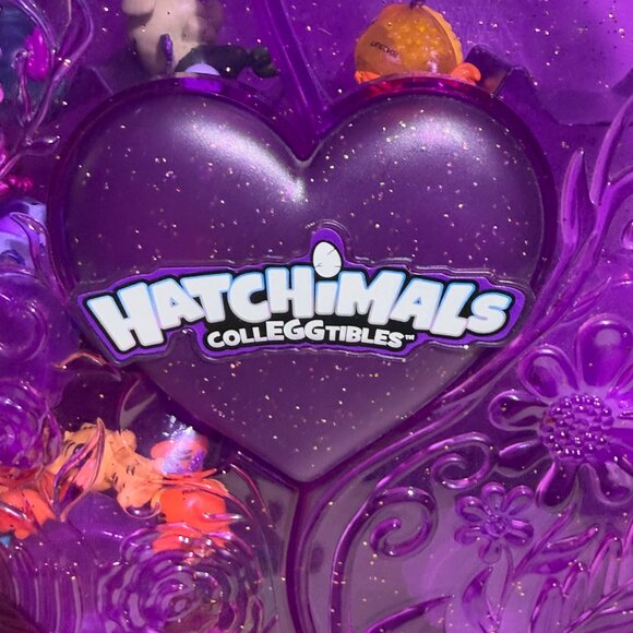 Hatchimals Colleggtibles Purple Glitter Display Case With Mini Figures - Picture 8 of 8
